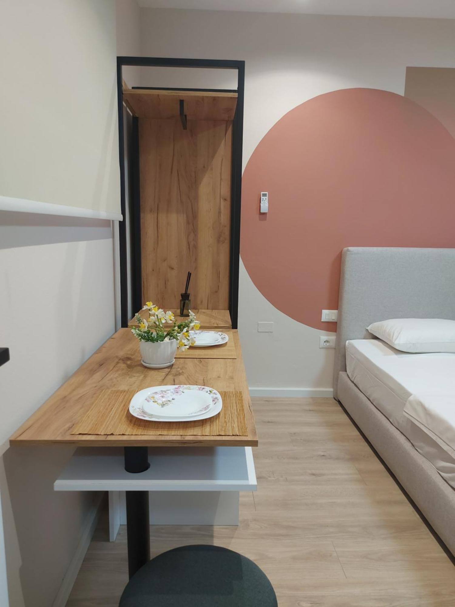 Hotel Center Cozy Nest Tirana Exterior foto
