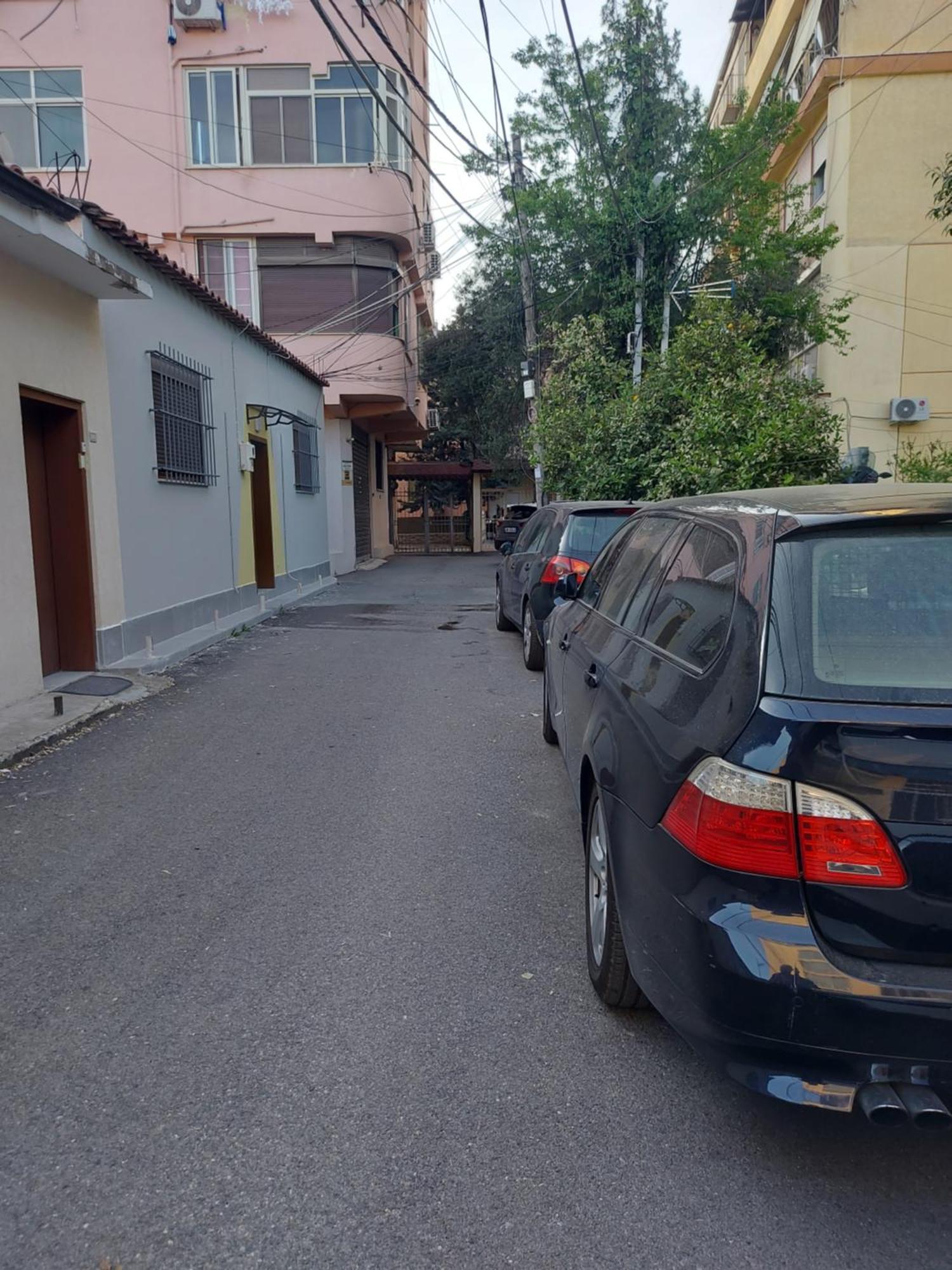 Hotel Center Cozy Nest Tirana Exterior foto